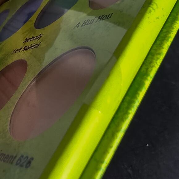 Taste Beauty New Disney Stitch 12 eyeshadow palette full size 13.5 g - Picture 7 of 10